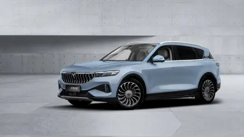 Voyah Free in Blau jetzt günstig leasein bei der alphaCARS.CH AG