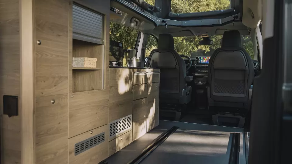 Citroen Spacetourer Holidays Camper bei Baldegger in Oberuzwil günstig mieten