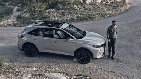 DS 7 Gebrauchtwagen in Silber günstig leasen bei Baldegger in Oberuzwil