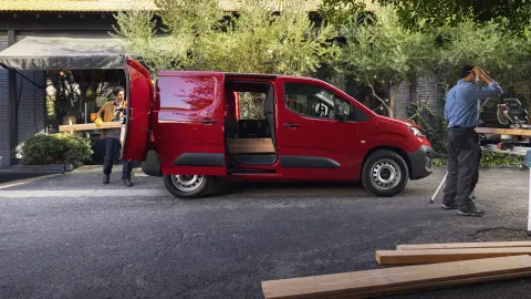 Citroen Jumpy Nutzfahrzeug günstig kaufen bei Baldegger in Oberuzwil