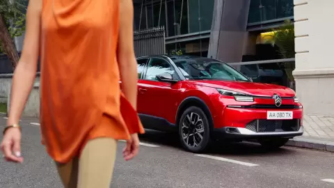 Citroen C4 in rot günstig leasen