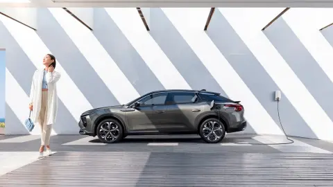 Citroen C5X in Grau Neuwagen oder Gebrauchtwagen bei uns entdecken