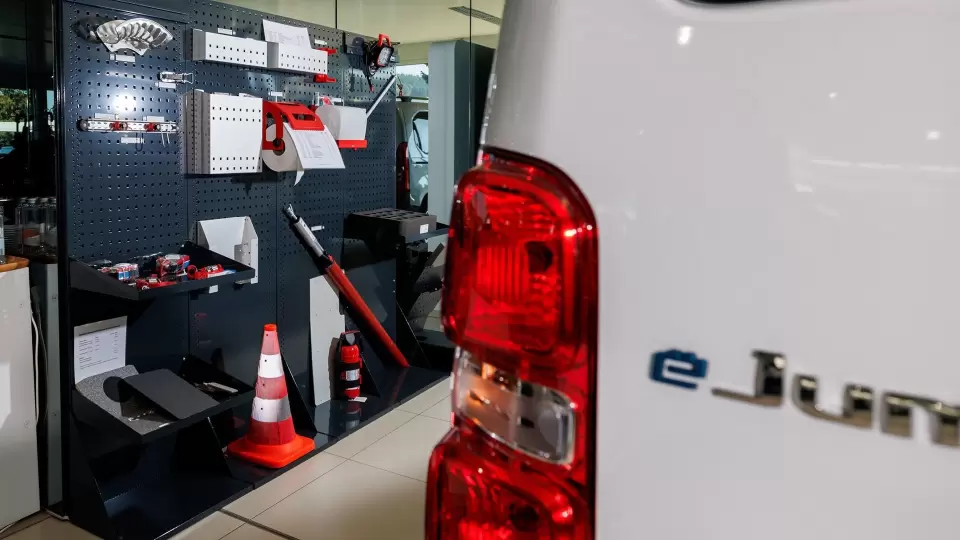 Nutzfahrzeuge Showroom: individueller Nutzfahrzeuge Umbau bei Baldegger in Oberuzwil