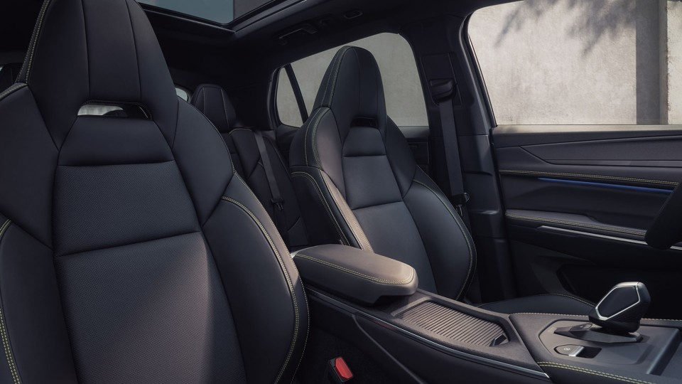 Lynk & Co 01 zum BEST PRICE kaufen bei der BALDEGGER GROUP.