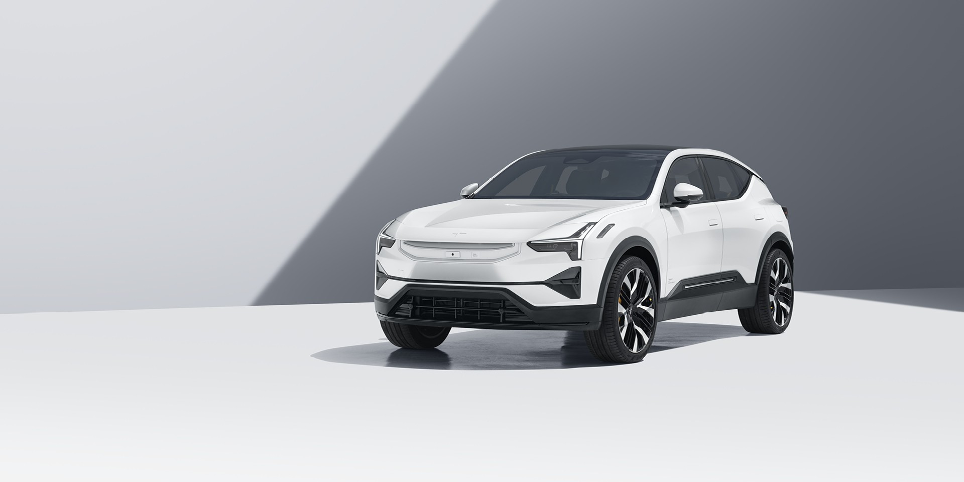 Polestar 3 in Weiss jetzt günstig kaufen bei Baldegger in St. Gallen