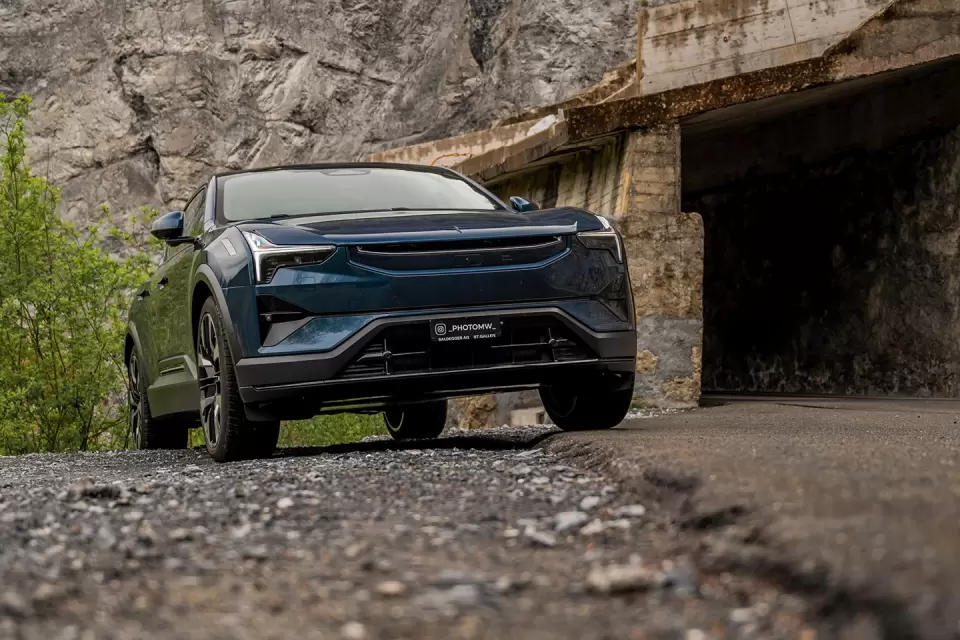 Polestar 3 in Blau als Exlusive Car by Baldegger ihrem Tuning Spezialisten