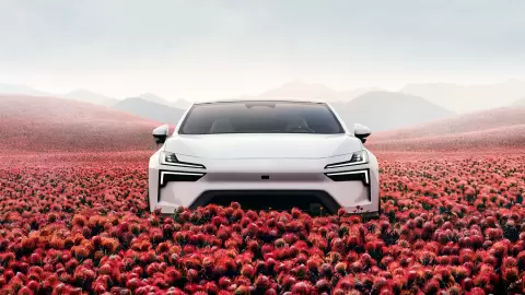 Polestar 4 in Weiss und alle weiteren Modelle reparieren wir in unserer VSCI zertifizierten Lackier- und Carrosserie-Werkstatt