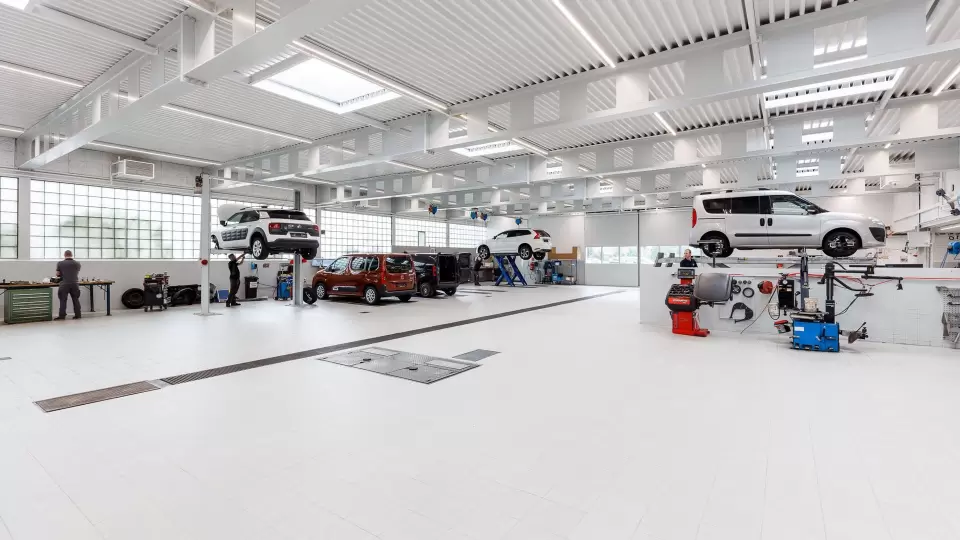Volvo und Citroen Service Werkstatt Baldegger Oberuzwil