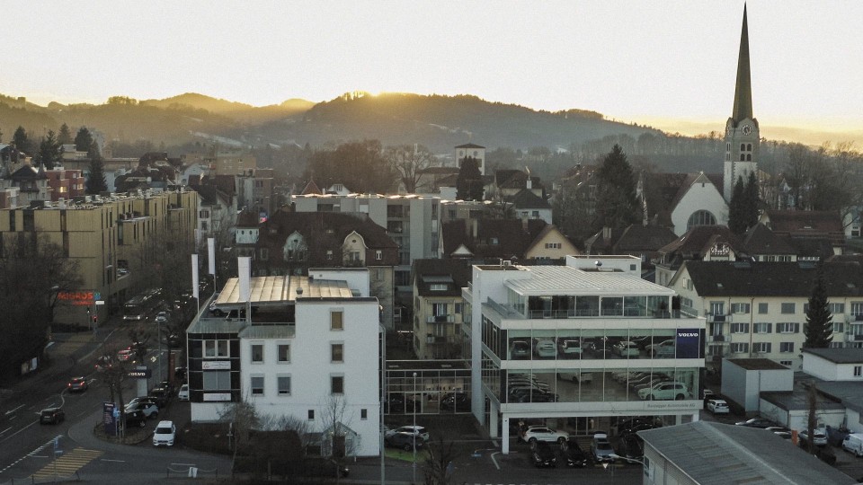 Volvo und Polestar Showroom und Werkstatt in St. Gallen