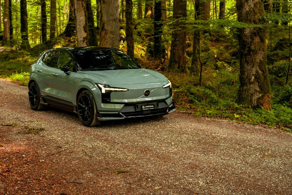 Volvo EX30 HEICO Sportiv jetzt probefahren bei Baldegger