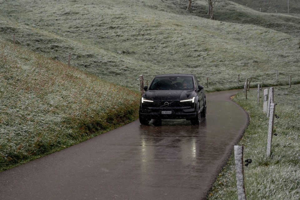 Volvo EX30 the Bat mit HEICO Sportiv Tuning und Parts jetzt kaufen