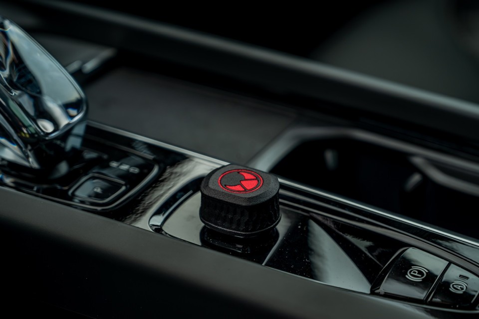 Volvo XC60 Black Edition mit HEICO Sportiv Veredelung und Tuning und Spezial Lackierung