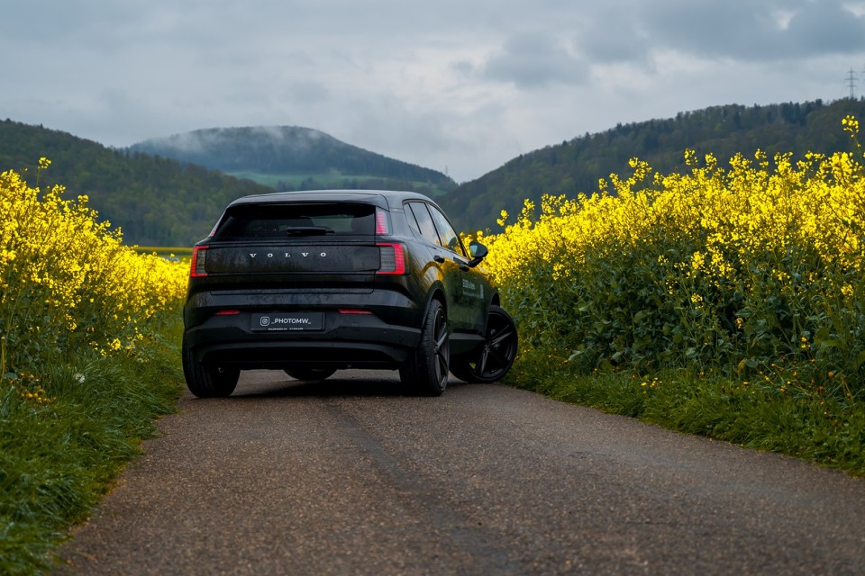 Volvo EX30 the Bat mit HEICO Sportiv Tuning und Parts kaufen