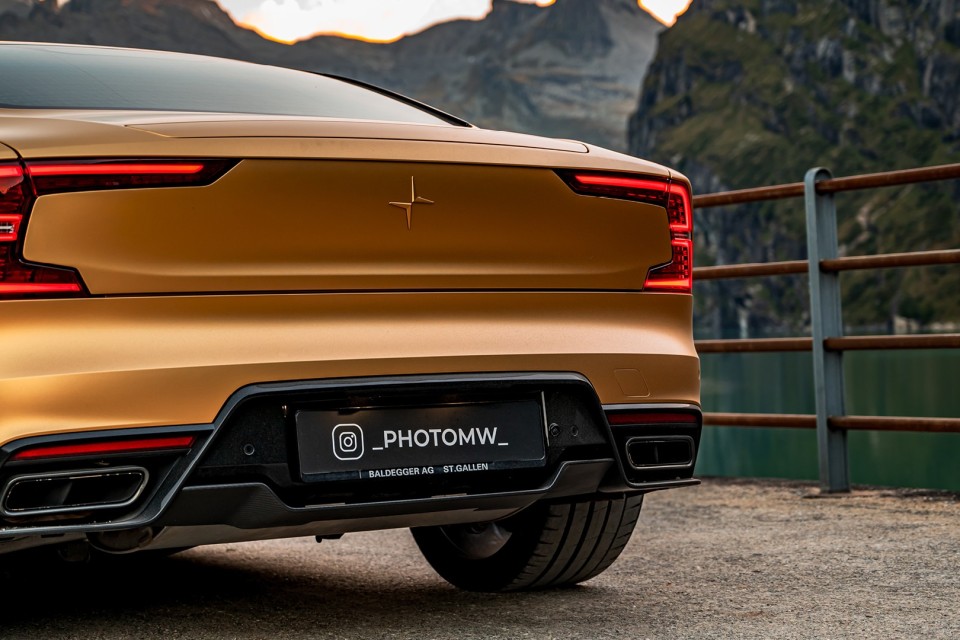 Polestar 1 Gold Edition by Baldegger Exclusive Cars jetzt entdecken in St. Gallen, Wil und Oberuzwil