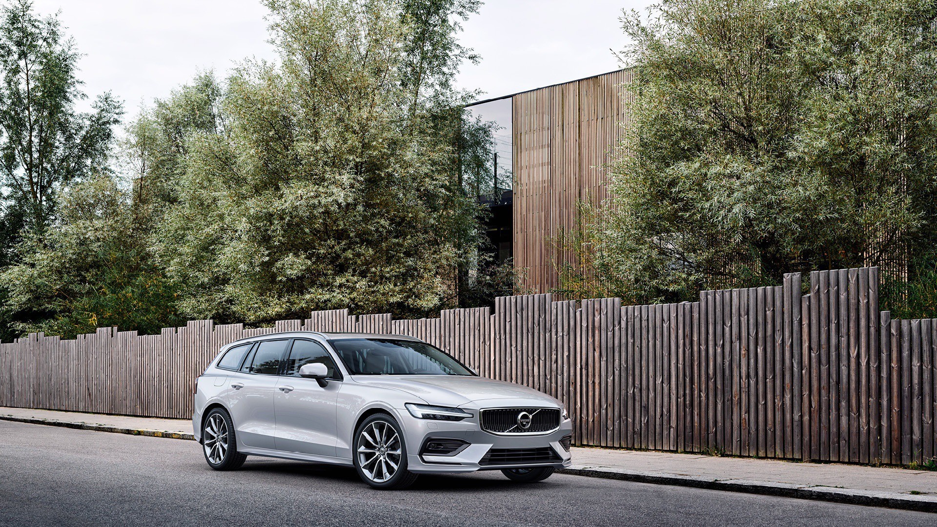 Leistungsstarke Volvo PlugIn Hybrid Fahrzeuge