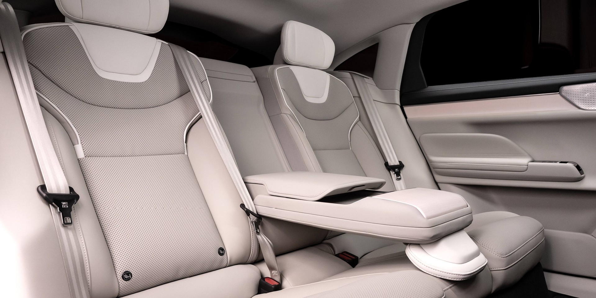 Volvo ES90 Interieur und Safe Space Technolgy bei Probefahrt entdecken