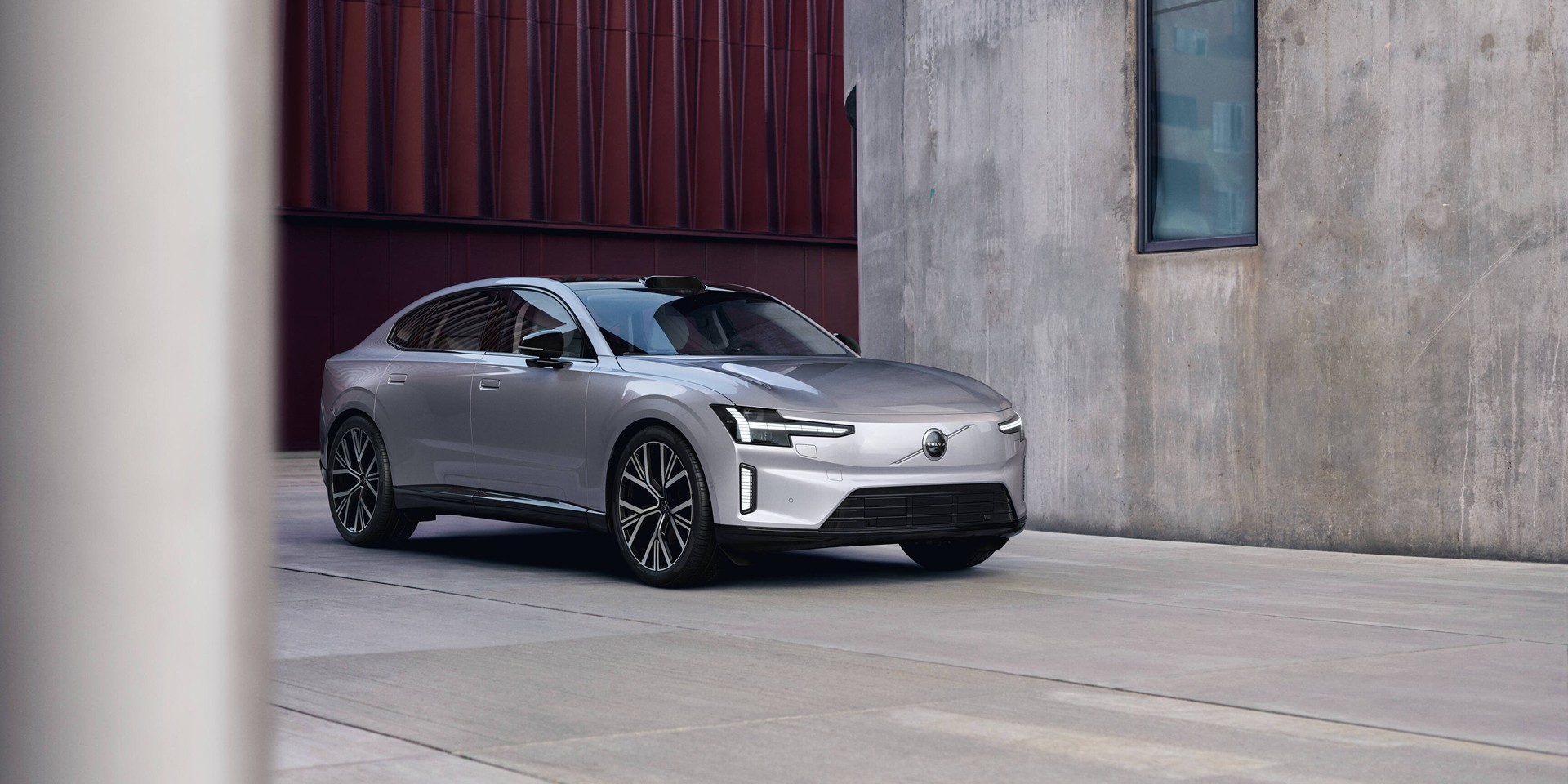 Volvo ES90 in Aurora Silver Neuwagen mit Safe Space Technology
