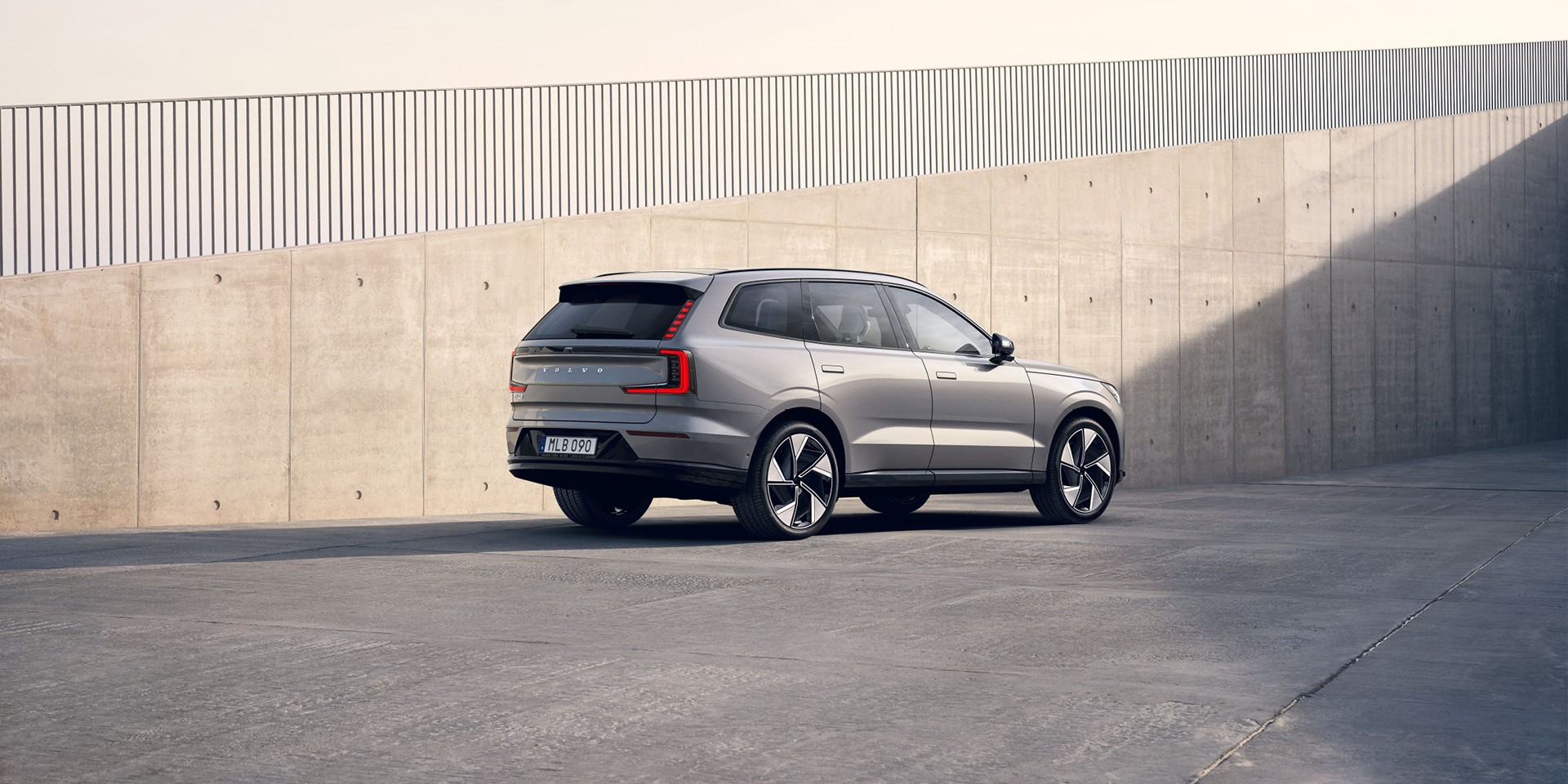 Volvo EX90 Sicherheitssysteme wie Lidar bei Probefahrt entdecken