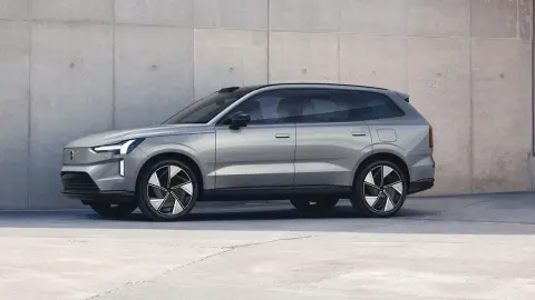 Volvo EX90 in Aurora Silver Neuwagen bei Baldegger St. Gallen, Wil und Oberuzwil