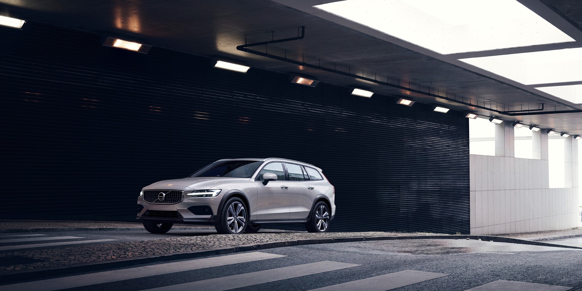 Volvo V60 Cross Country kaufen bei Baldegger in St. Gallen